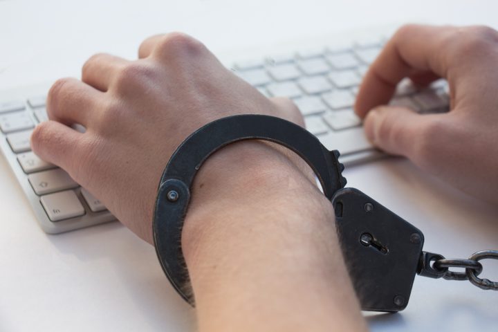 Invisible Handcuffs that keep us from work life balance